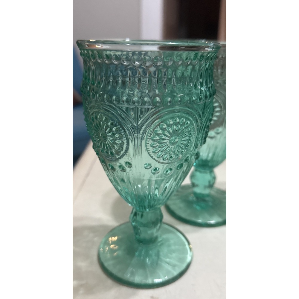 Pioneer Woman Adeline 12oz Teal Glass Goblets Set of 4 Vintage Excellent - Picture 2 of 4